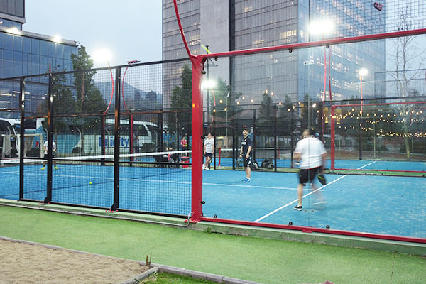 pista de padel dimensiones