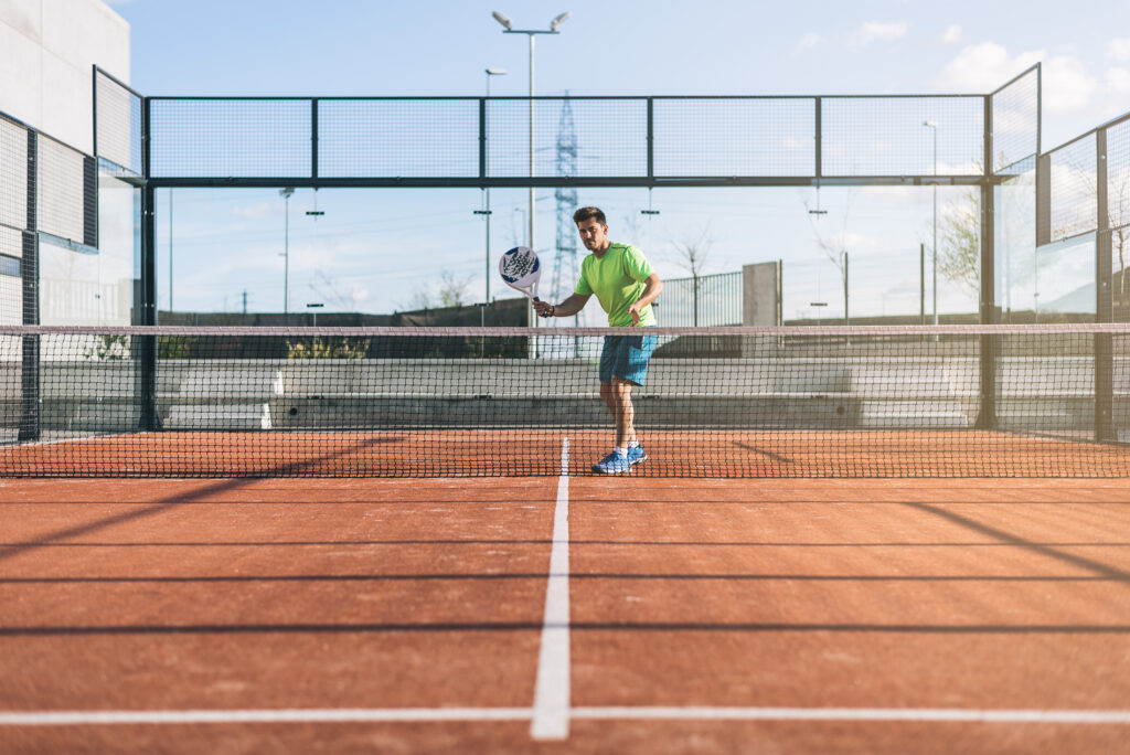 fabricar cancha de padel